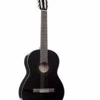 گیتار یاماها c40