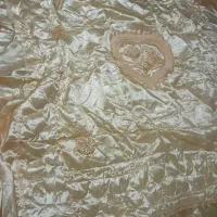 روی تختی نو