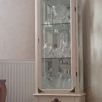 مینی بوفه سفید
