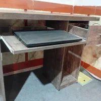 میز کامپیوتر|میز تحریر و کامپیوتر|تربت جام, میان جام|دیوار