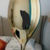 گلدان شیشه طلایی
