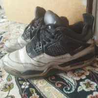 کفش|کیف، کفش، کمربند|شیراز, رازی|دیوار