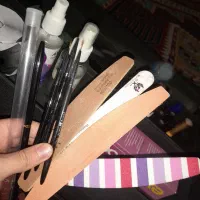 لوازم کاشت ناخن|آرایشگاه و سالنهای زیبایی|خانمیرزا, |دیوار