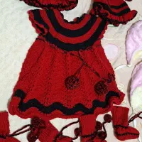 ست بافت دخترانه|کفش و لباس بچه|شیراز, میانرود|دیوار