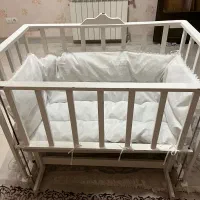 تخت کنار مادر و گهواره شو|تخت و صندلی بچه|تبریز, |دیوار