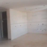 یه خانم براکارای خانه