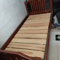 تخت چوبی یکنفره