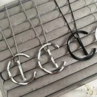 بنگل و گردنبندمکعب پیچ مناسب هدیه روزمردپک بنگل