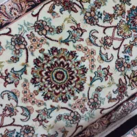 پشتی سالم و تمیز