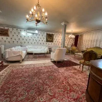 رهن و اجاره 200متر /تک واحدی/خیابان حافظ