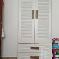 تحت و کمد کودک و نوجوان+جالباسی برزنتی تمیز و سالم