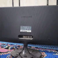 مانیتور بسیار تمیز در حد اک سامسونگ