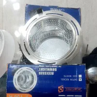 چراغ سقفی توکار لامپ خور