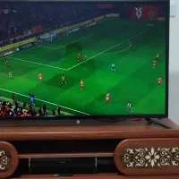 فروش تلویزیون ال جی با میز تیوی