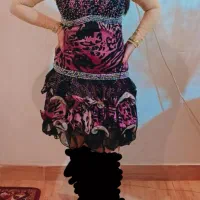 لباس مجلسی|لباس|رشت, حمیدیان|دیوار