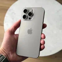 اپل iPhone 15 Pro Max با حافظهٔ ۲۵۶ گیگابایت