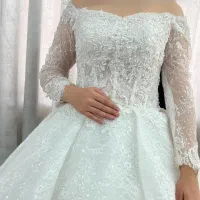 لباس عروس و رنگی|لباس|سبزوار, قصبه غربی|دیوار