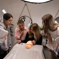 تخفیف پنجاه درصدی آموزش لاین پولساز مژه