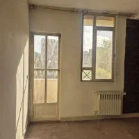 130متر ویلائی ط اول خ بهار
