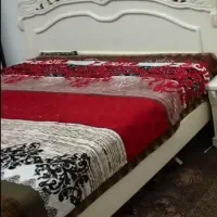 تختخواب دو نفره سلطنتی