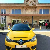 رنو فلوئنس زرد
