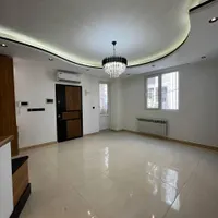۶۰متر_غرق در نور_سالن پرده خور_لوکس و مدرن