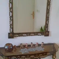 کنسول با جفت شمعدان