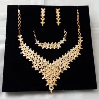 گردنبند ست رنگ ثابت