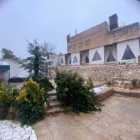 اقامت-رویایی-در-اقامتگاه-جنگلی-لوکس-قلات