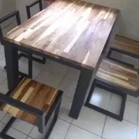 ساخت میز و صندلی های چوبی با چهارچوب فلزی صنعتی