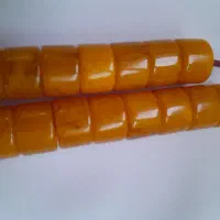 تسبیح کهربا|کلکسیون اشیاء عتیقه|تبریز, |دیوار