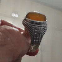 انگشتر عقیق زرد