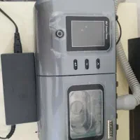 یک عدد دستگاه کمک تنفسی کم کارکرد به همراه متعلقات