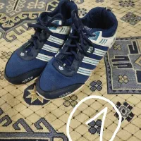 م جفت کفش سالم وتمیز