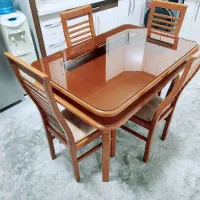 میز غذاخوری