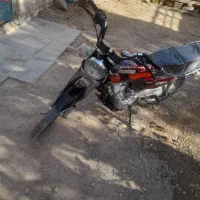 موتورسیکلت تیزپر گرد