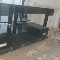 میز در حد نو بدون خط و خش