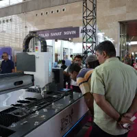 برش فلزات با دستگاه لیزر فایبر توان ۳ کیلو وات