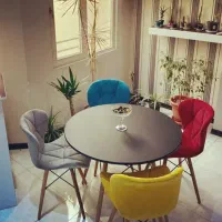 بیا سیدی قائم۳۵با۱۲۸۰۰ امروز میز با ۴ تا صندلی بخر