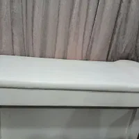 تخت ارایشگاه