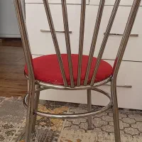 سه عدد صندلی