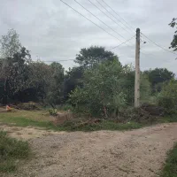 زمین ۲۰۰ متری در ابتدای جاده قلعه رودخان