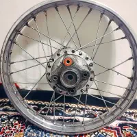 طوقه عقب و  توپی جلو موتور سالم|قطعات یدکی و لوازم جانبی|خواف, |دیوار