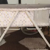 تخت کنار مادر خارجی