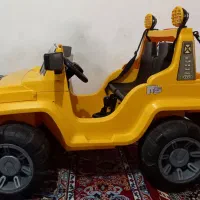 ماشین شارژی  سالم وتمیز