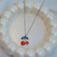 گردنبند گیلاس