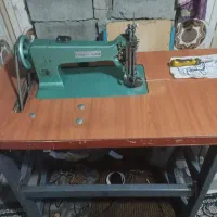 چرخ زه دوزی سیاه وسفید|چرخ خیاطی و ریسندگی|پارود, |دیوار