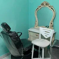 اجاره میز برای میکاپ و شینیون