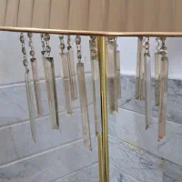 آباژور در حد نو|چراغ خواب و آباژور|قم, نخودی|دیوار