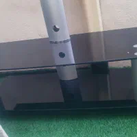 زیر تلویزیونی شیشه ای محکم